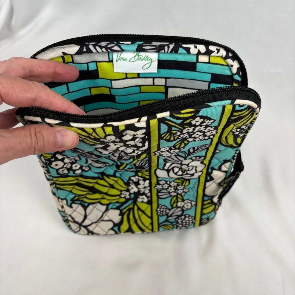 Vera Bradley iPad Tablet Sleeve Island Blooms Print (Retired) Blue Green Quilted